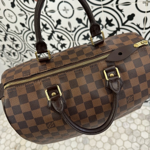 Speedy 30 Damier Ebene USED and in EUC Comes With Dust Bag - Picture 5 of 16
